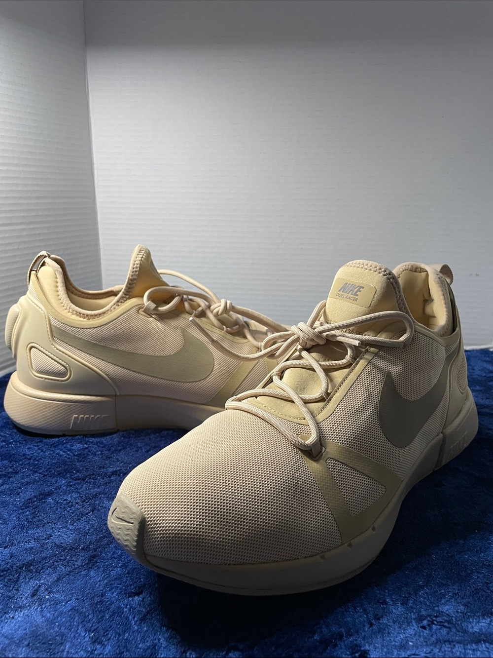Nike Dual Racer low top Men’s Sneakers size 13- Light Beige (brand new)